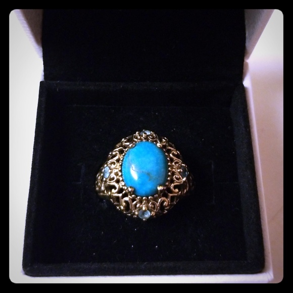 Heirloom Jewelry - Turqoise & Gold Ring